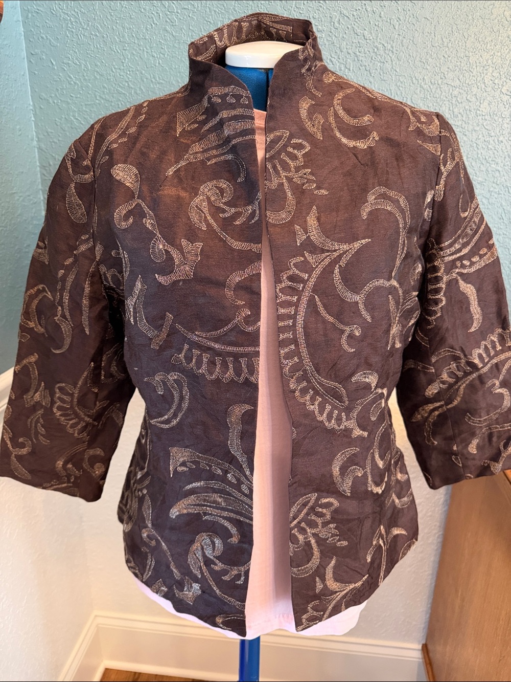 Chico's Brown Patterned Collarless Open-Front Jacket